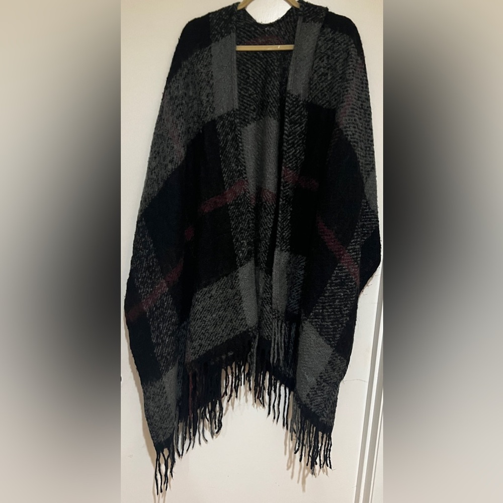 Elegant Black and Gray Poncho